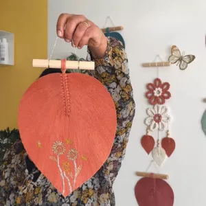 Comment drucir une plume en macrame